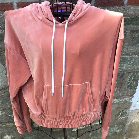 No Boundaries Velour Jogging Set - Picture 12 of 13